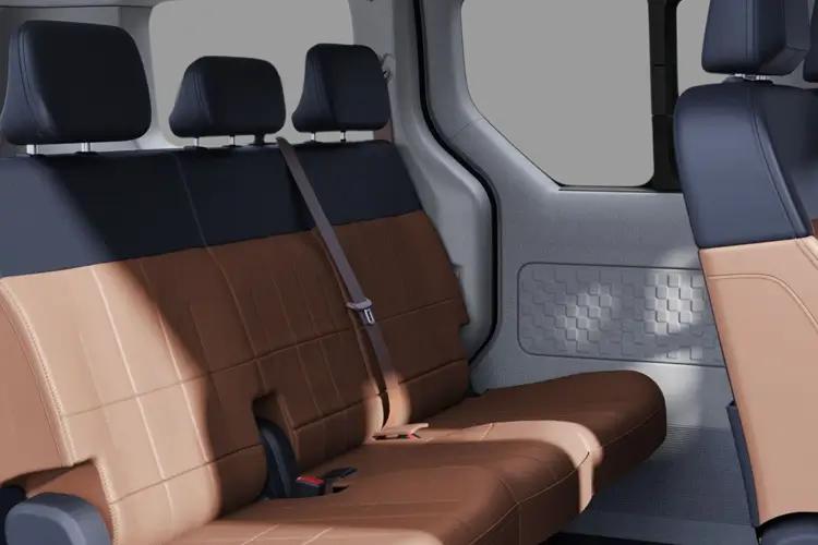 3473581 120kW Plus Long Range 71kWh H1 Van Auto